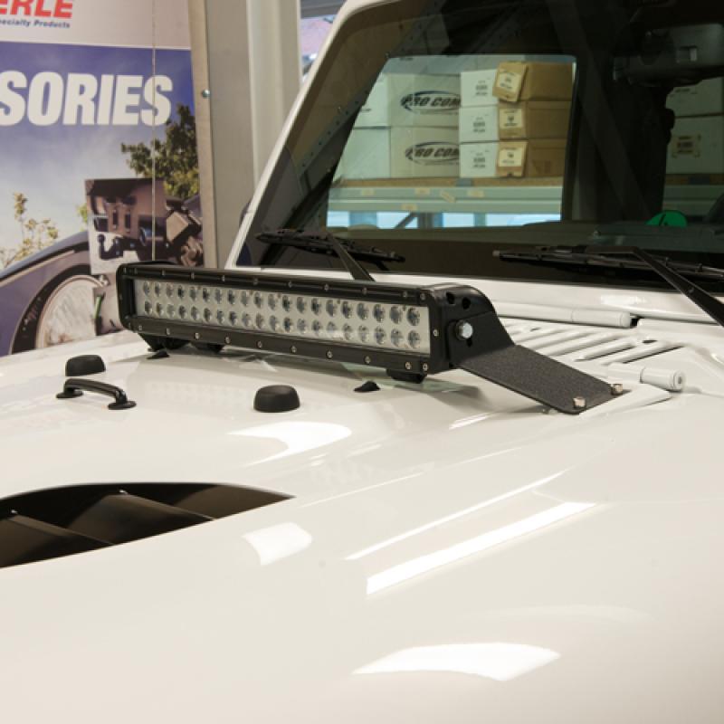 Halter für 20" Led-Lightbars auf der Motorhaube, ohne TÜV Teilegutachten oder ABE